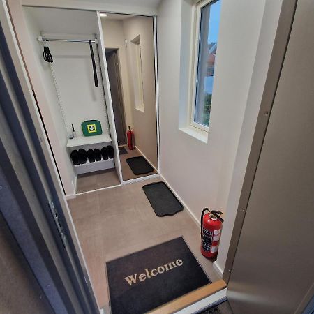 Northern Living 1 Room With Shared Bathroom Tromsø Zewnętrze zdjęcie